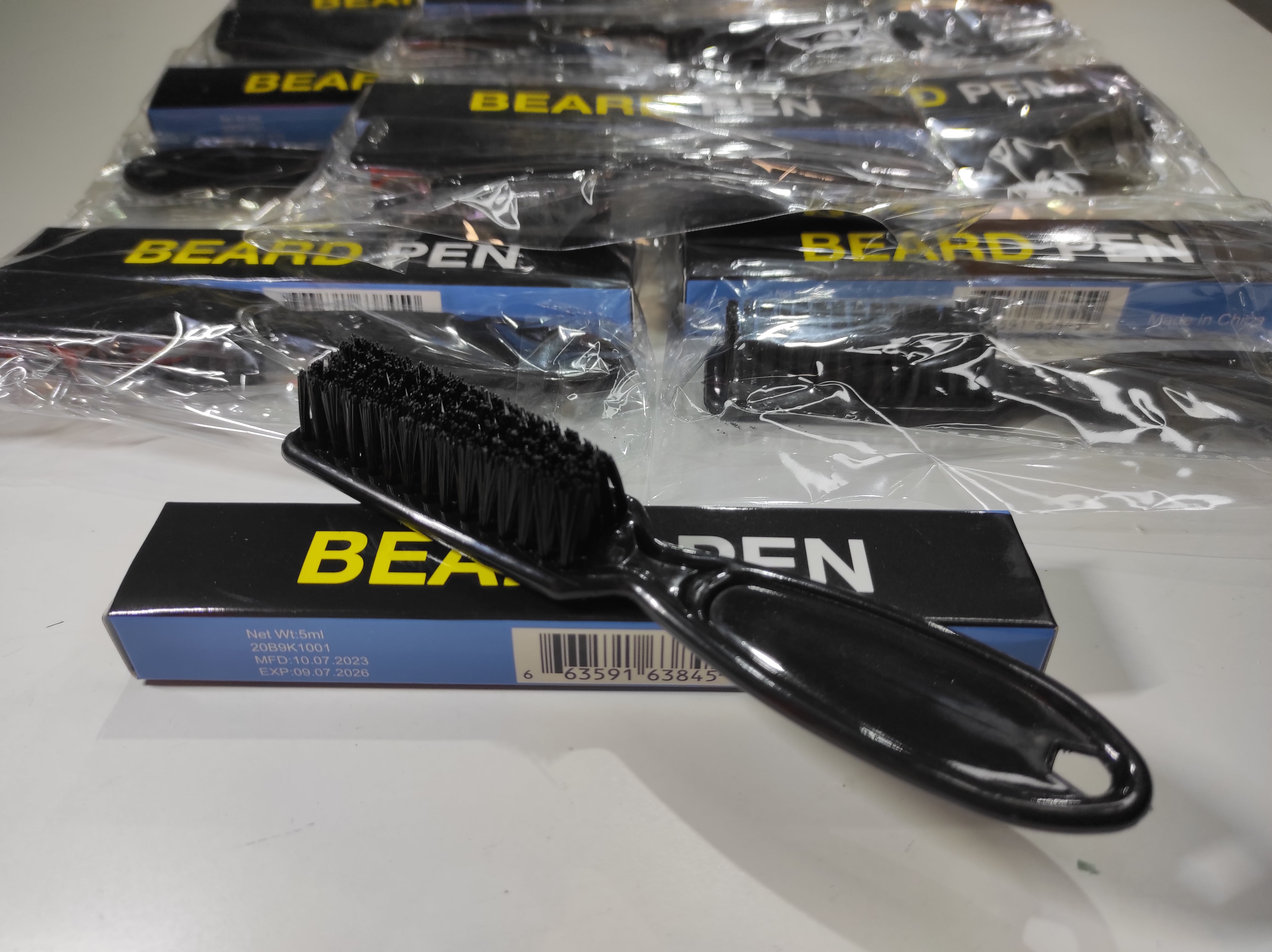 Lápiz corrector de cejas / barba - additional image 12